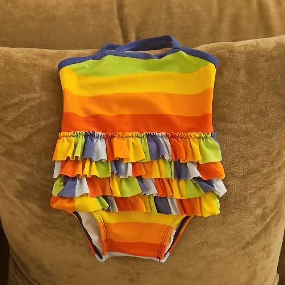 Swimsuit - Picture 1 of 4